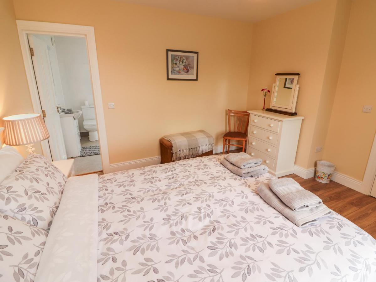 Villa Meadow View Ennis Esterno foto