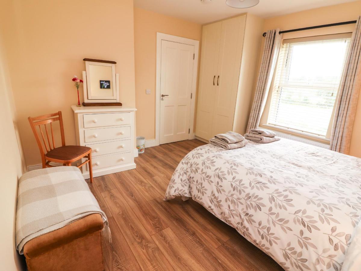 Villa Meadow View Ennis Esterno foto