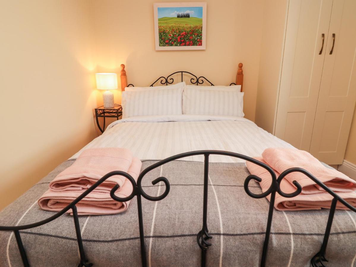 Villa Meadow View Ennis Esterno foto