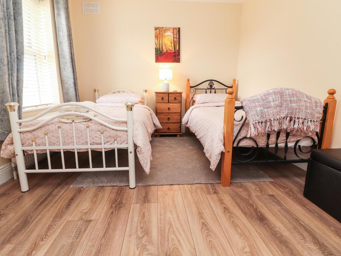 Villa Meadow View Ennis Esterno foto